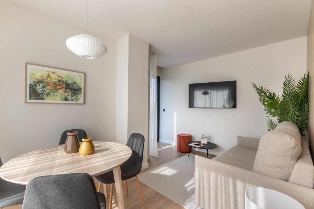 Apartamentos Libere Pamplona Yamaguchi Esterno foto