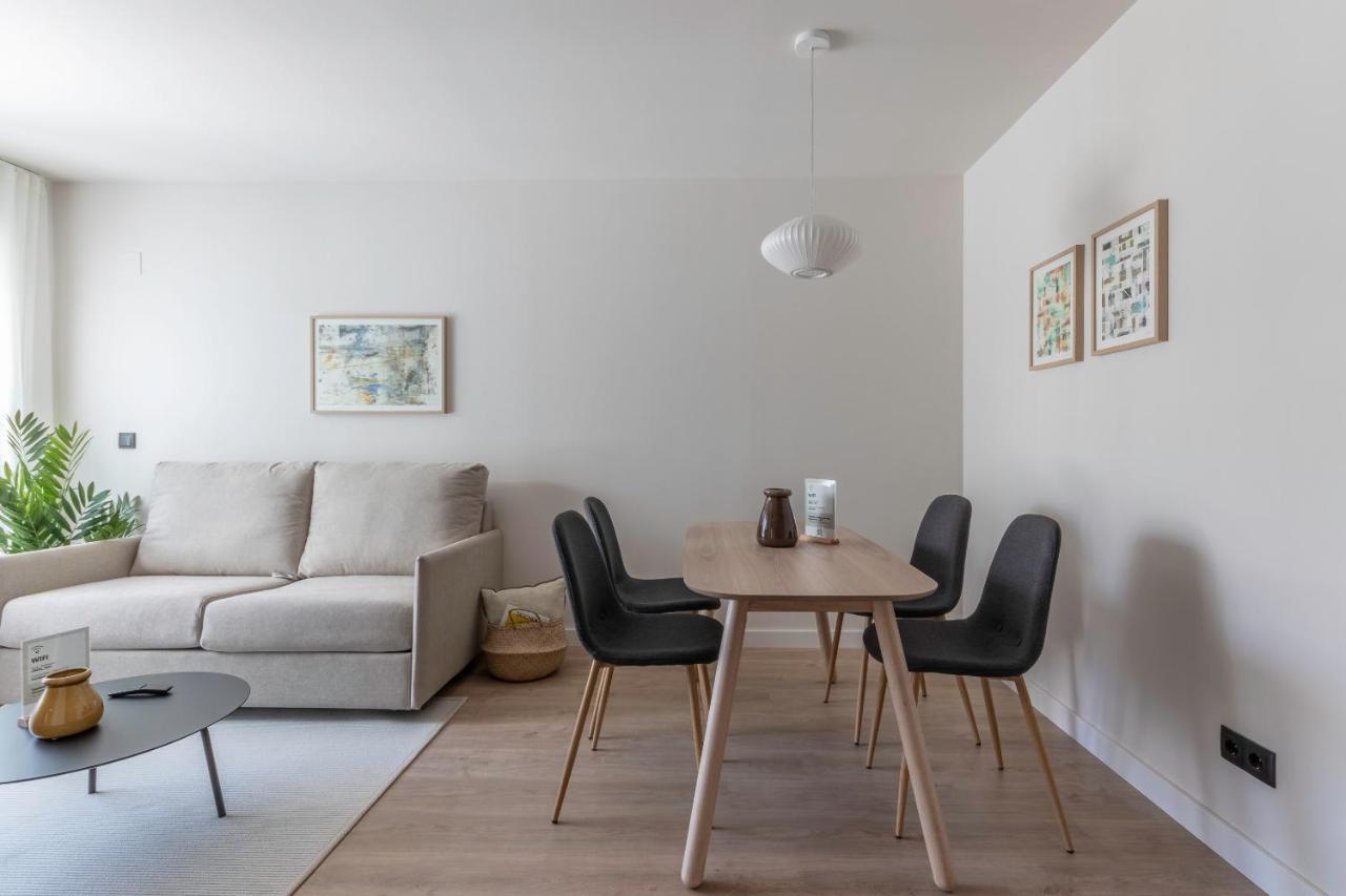 Apartamentos Libere Pamplona Yamaguchi Esterno foto