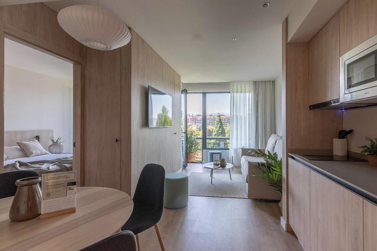 Apartamentos Libere Pamplona Yamaguchi Esterno foto