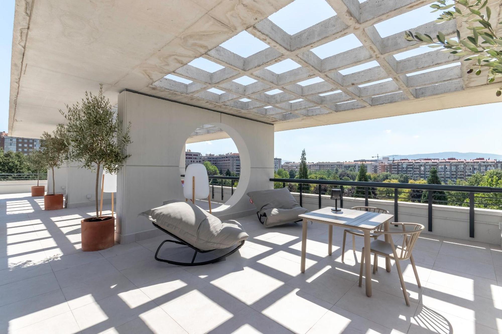 Apartamentos Libere Pamplona Yamaguchi Esterno foto